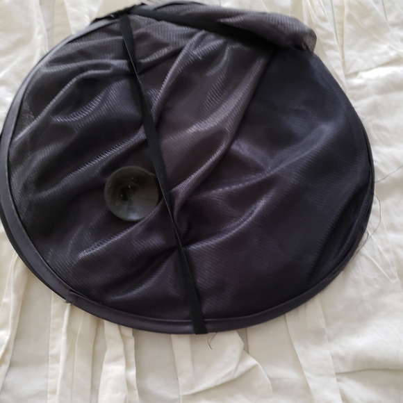 Car window cover - Picture 2 of 2